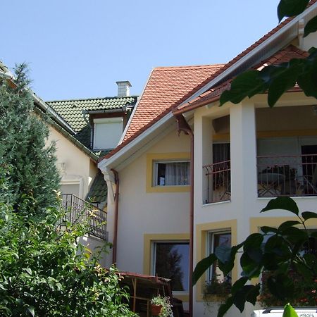 Apartment Revesz Harkany Exterior photo