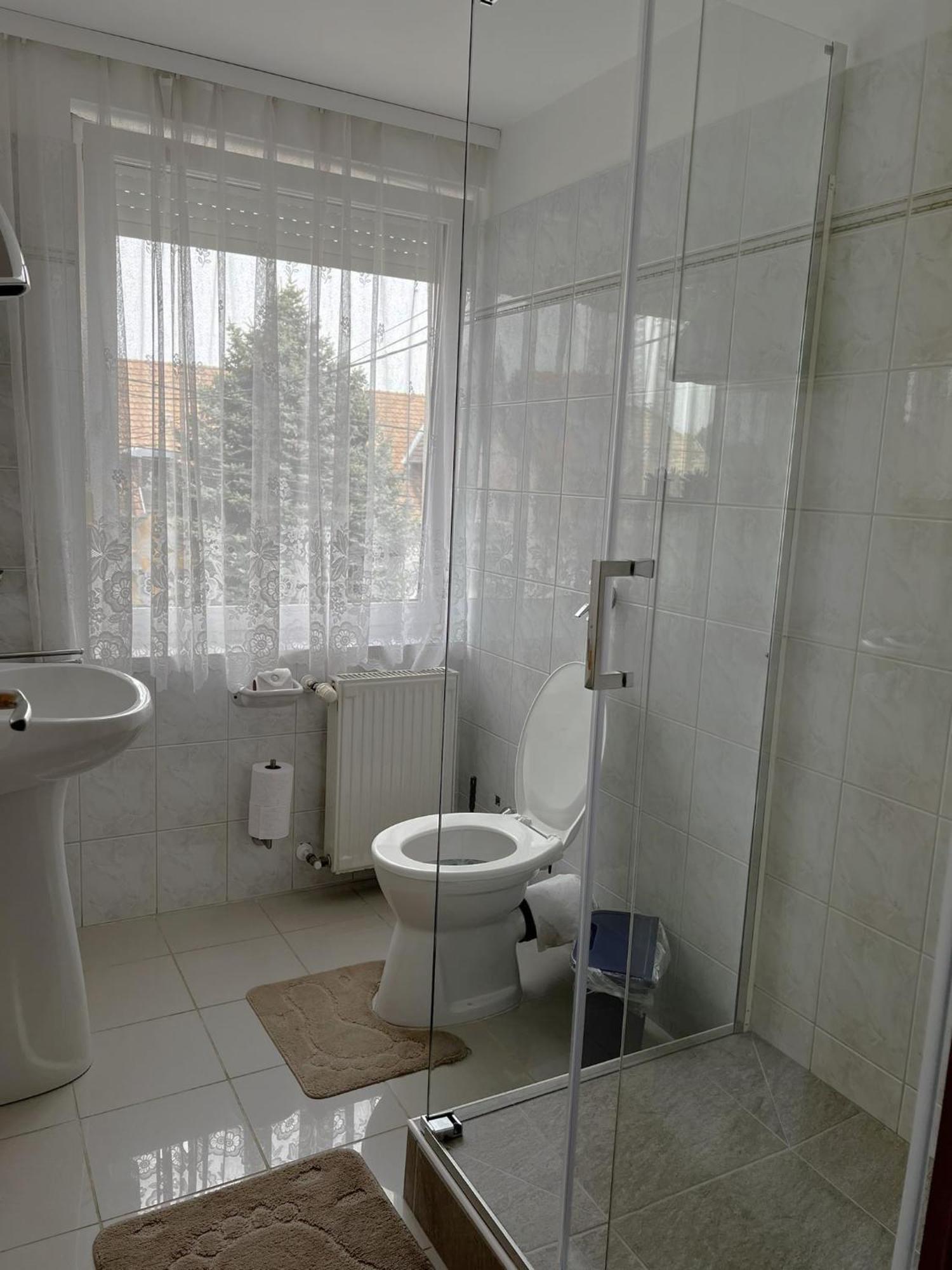 Apartment Revesz Harkany Exterior photo