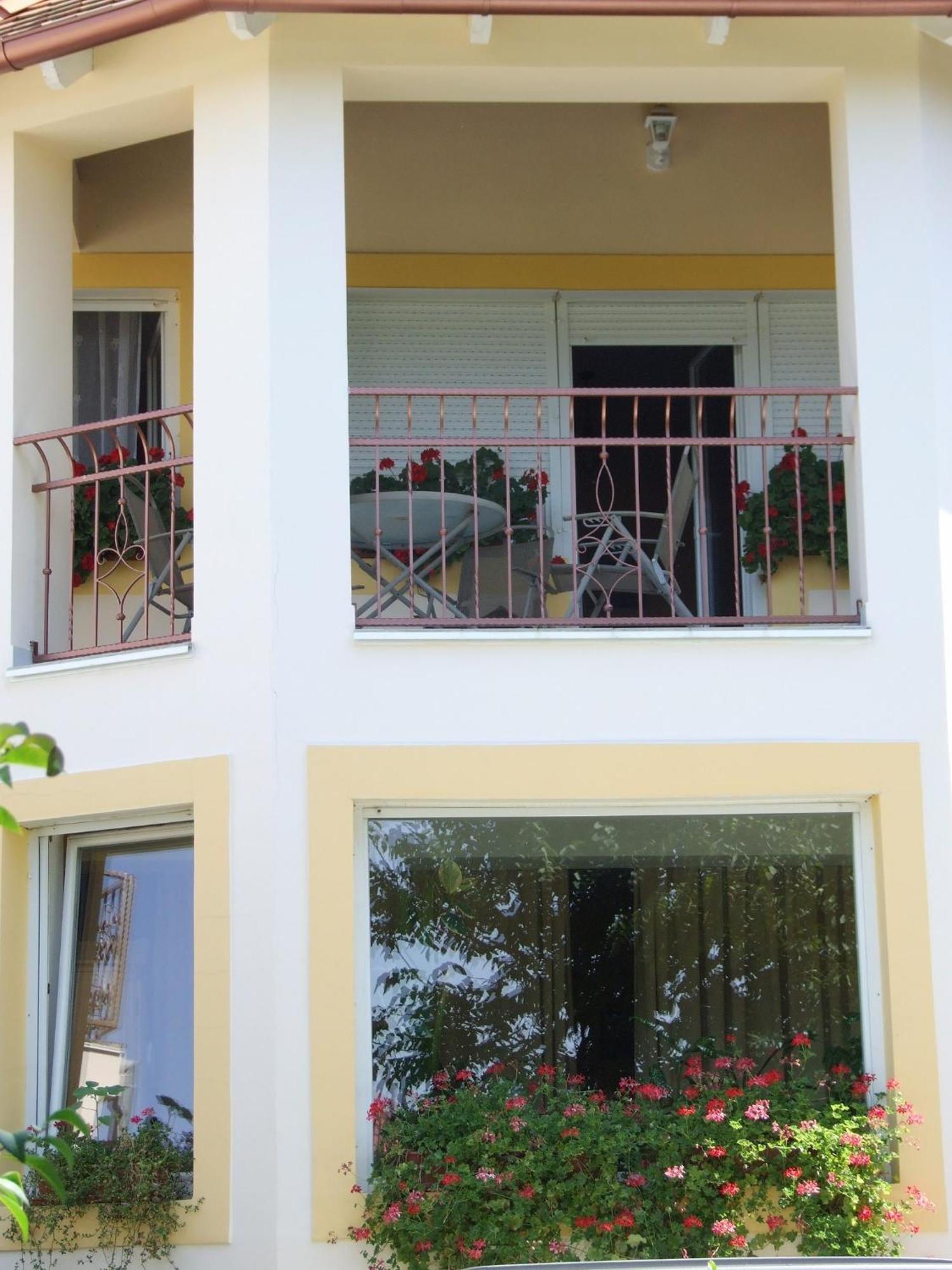 Apartment Revesz Harkany Exterior photo